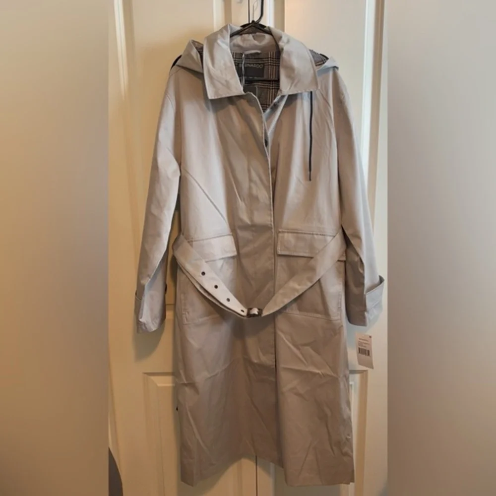 Bernardo “Ash” Trench Coat - Picture 1 of 8